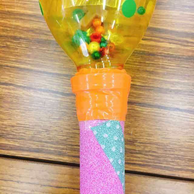 カラーテープで隠す