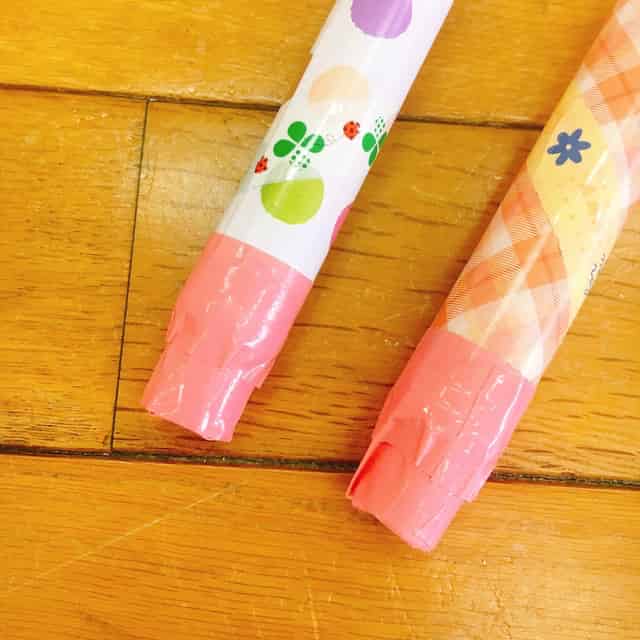 ポンプの蓋をテープで隠す
