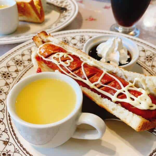 ソーセージサンドモーニング