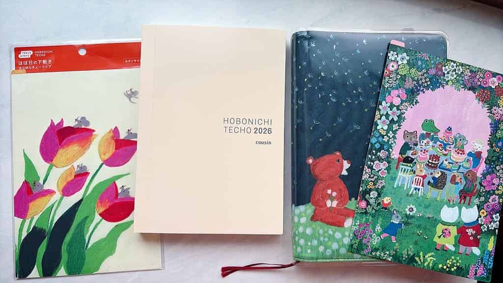 ほぼ日手帳とカバー、下敷き