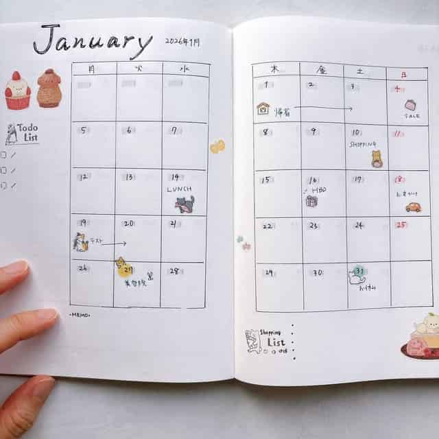 365デイズノートにマンスリーページを自作する