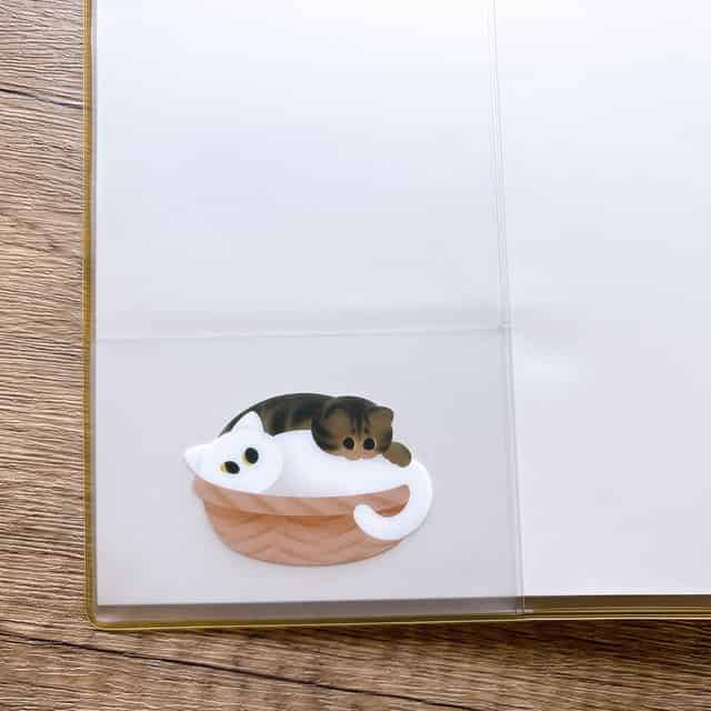 カバータイプ前のポケット